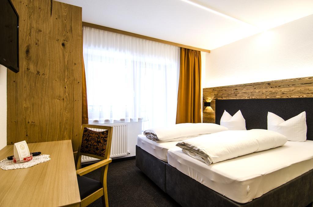 Hotel Garni Persutt Ischgl Dış mekan fotoğraf